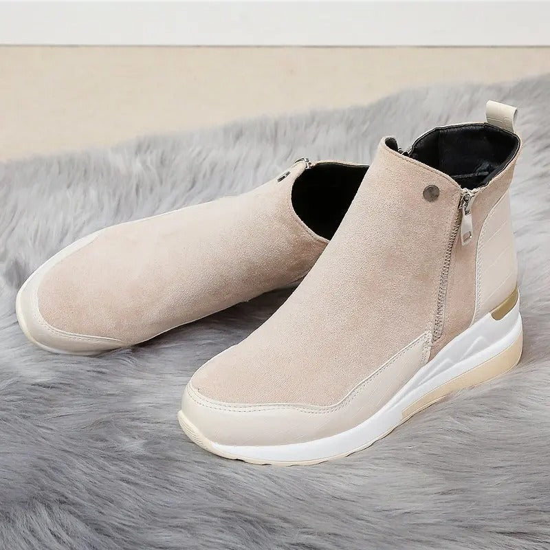 Ariella | Bottes compensées pour femme aspect daim avec talon compensé confortable