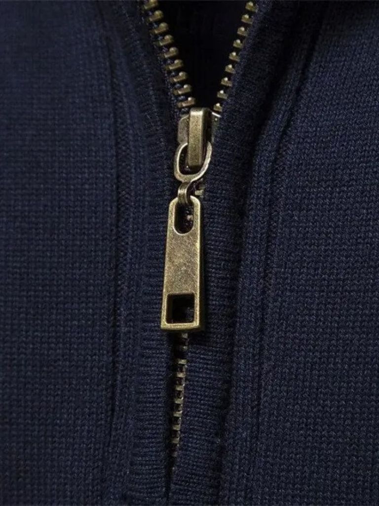 Cross & Crown Baumwollpullover mit vertikalen Streifen und Viertelreißverschluss