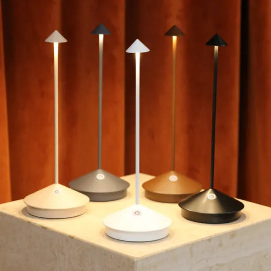 Lampe de table LED sans fil blanc chaud minimaliste