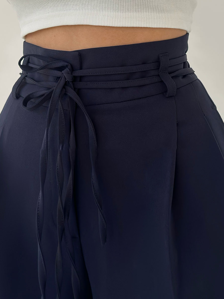 Stoffhose Damen I hochtailliert mit breitem Bein