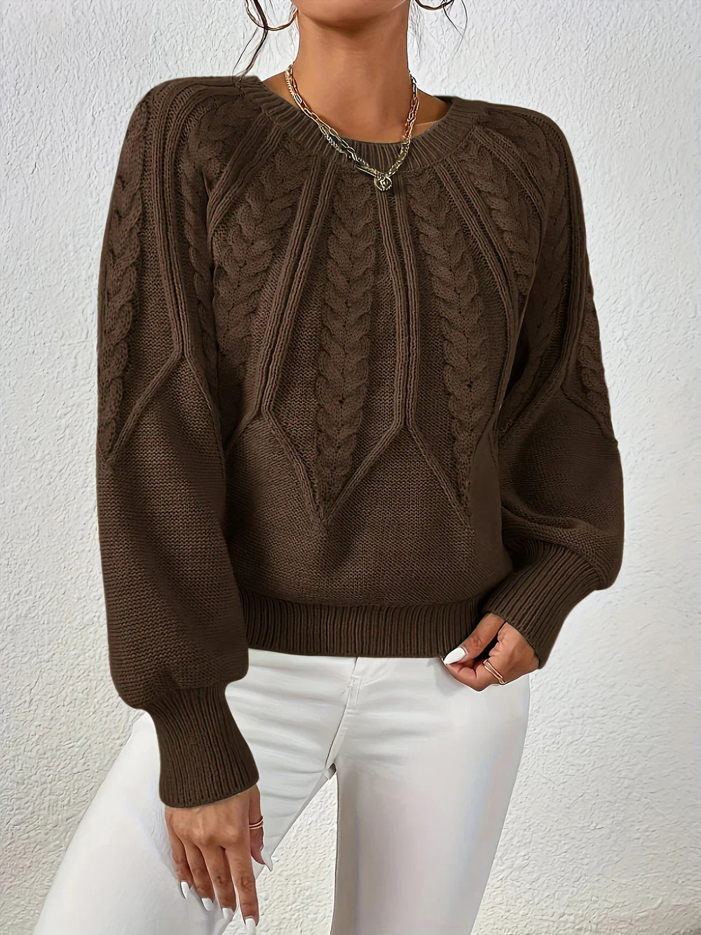 Lea | Elegant Women's Sweater with Fine Knit Pattern