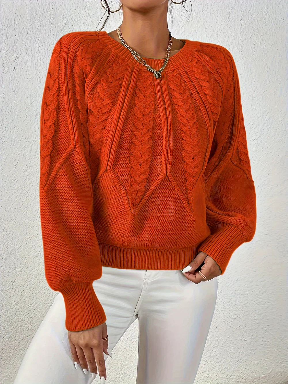 Lea | Elegant Women's Sweater with Fine Knit Pattern
