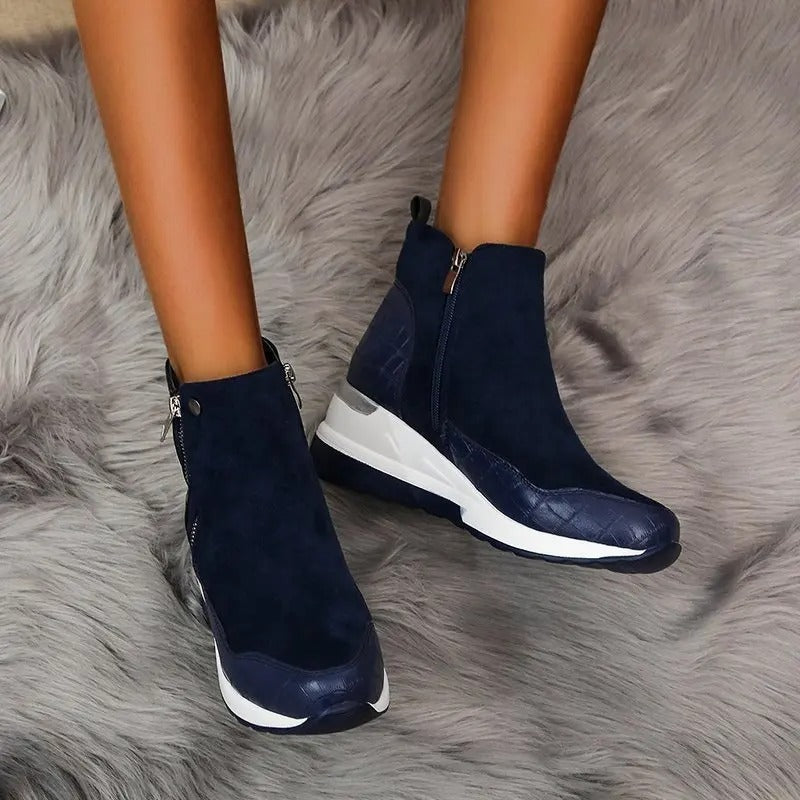 Ariella | Bottes compensées pour femme aspect daim avec talon compensé confortable