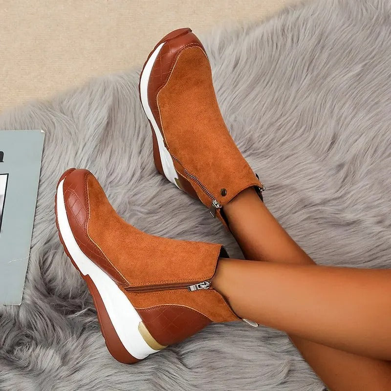 Ariella | Bottes compensées pour femme aspect daim avec talon compensé confortable