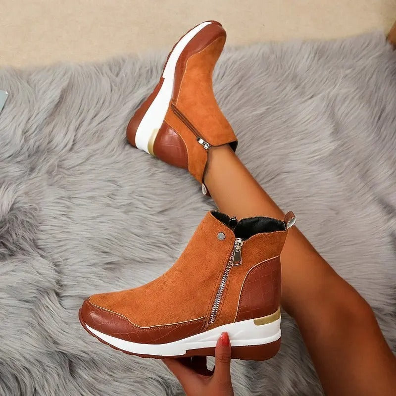 Ariella | Bottes compensées pour femme aspect daim avec talon compensé confortable