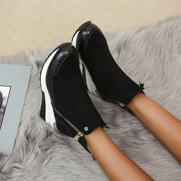 Ariella | Bottes compensées pour femme aspect daim avec talon compensé confortable