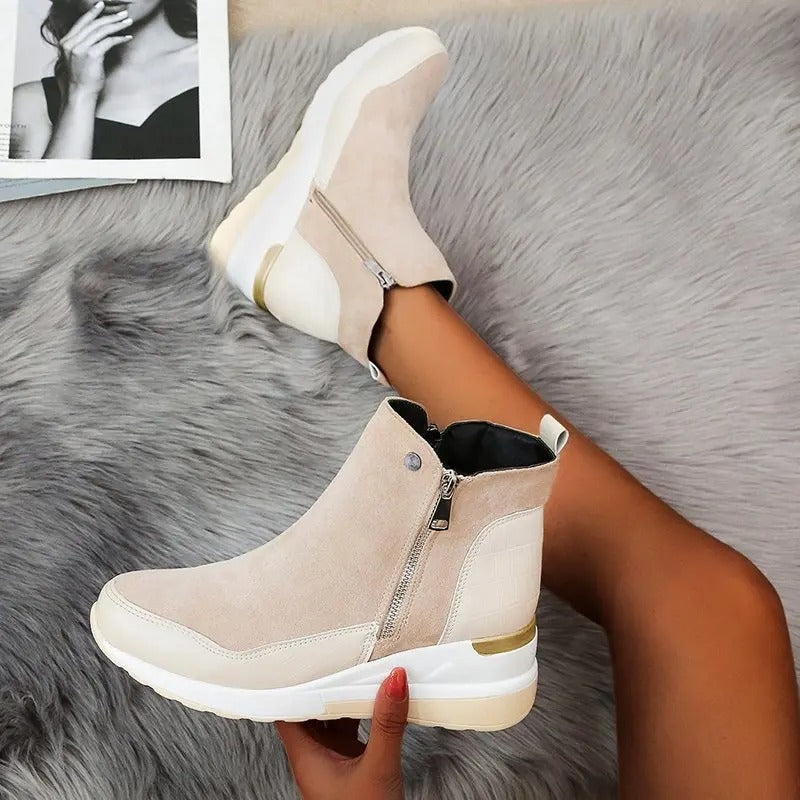 Ariella | Bottes compensées pour femme aspect daim avec talon compensé confortable