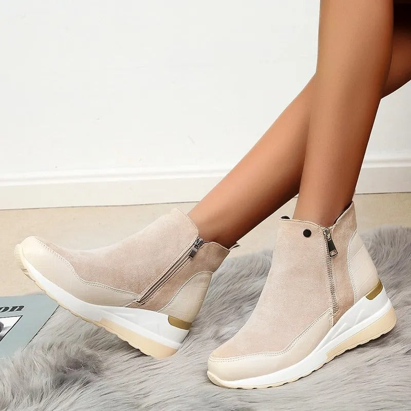 Ariella | Bottes compensées pour femme aspect daim avec talon compensé confortable