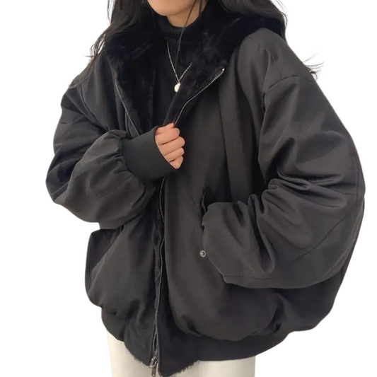 Sofia I Winterjacke Damen Figurschmeichelnd Mit Kapuze Und Taschen