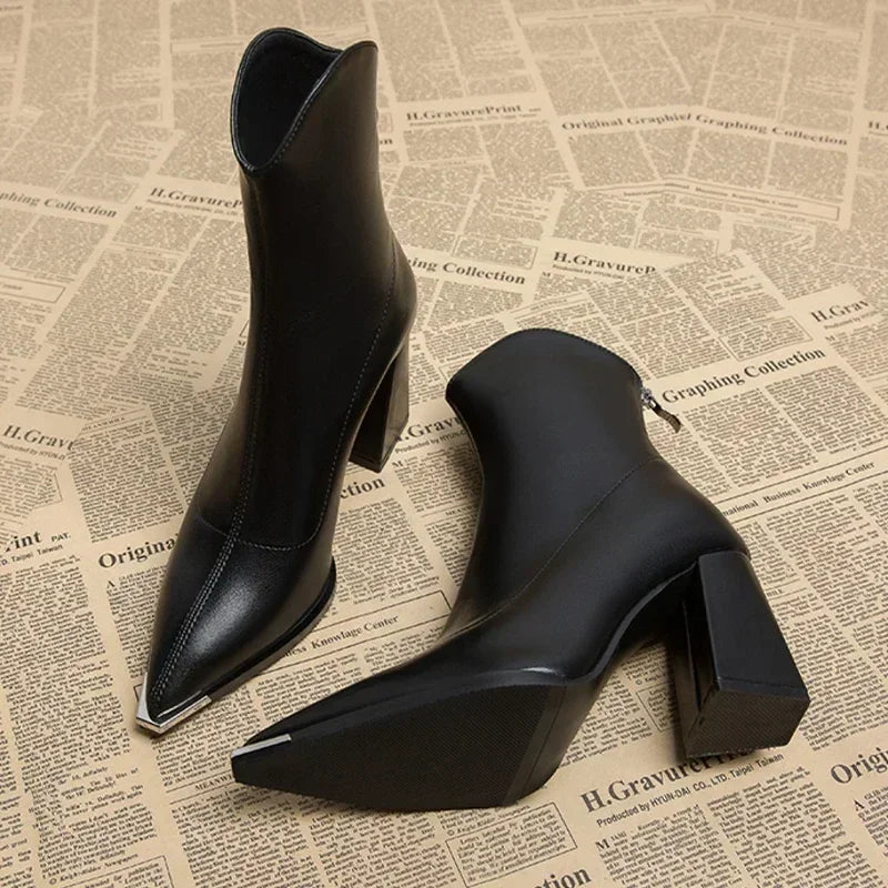 Chelsea-Stiefelette aus Leder mit Chromspitze 4