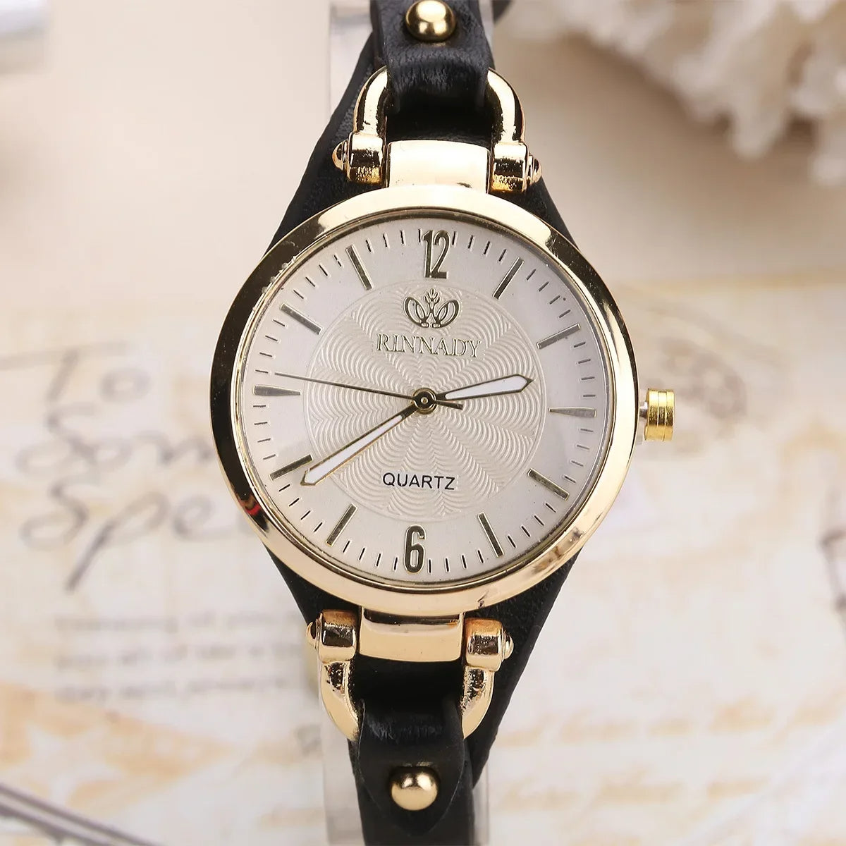 Damen Armbanduhr im Vintage-Stil mit Veganem Lederarmband 7