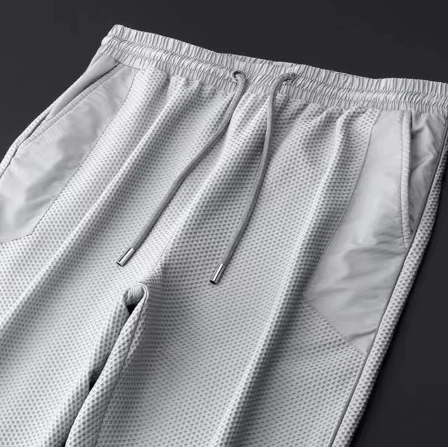 Damen Trainingsanzug im Techwear-Stil für Sport und Alltag 7