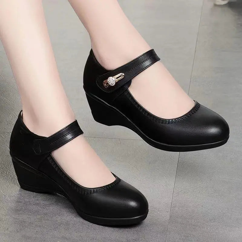 Elegante Komfortschuhe | Mittelhohe Absatzschuhe mit Anpassbarem Riemen | Atmungsaktives Design für Ganztägigen Komfort 4