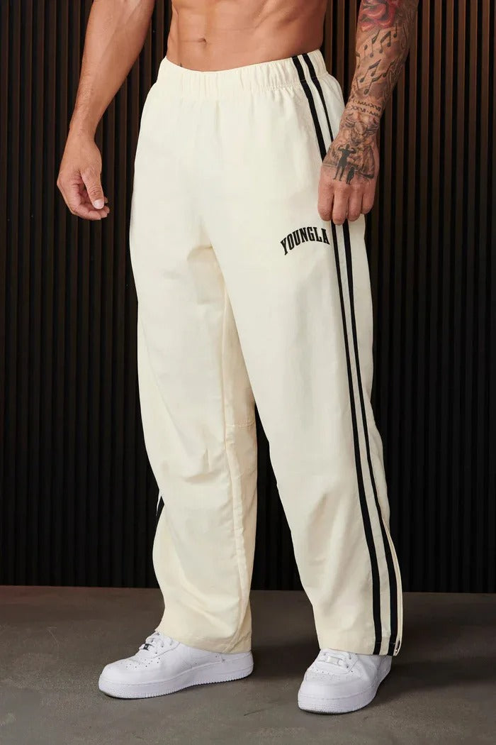 Florian | Herren Sporthose mit seitlichen Streifen 3