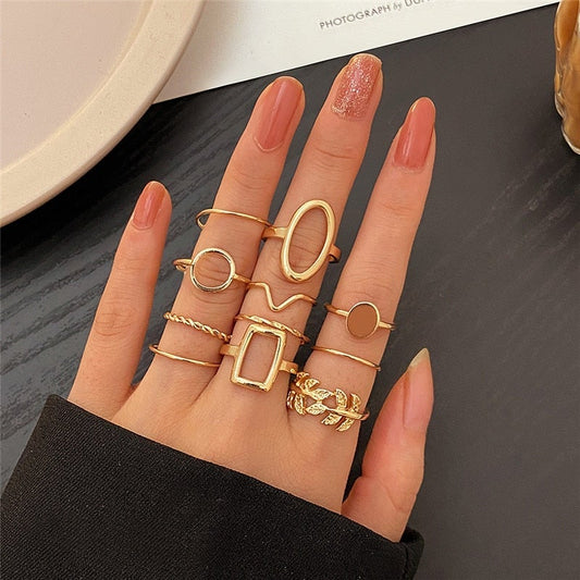 Vintage 11-Inch Retro Ring