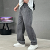 Herrenjeans mit geradem Bein und lockerer Passform | Bequeme, volle Länge für den Alltag