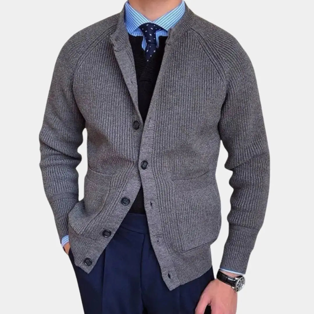 Strickjacke Essential