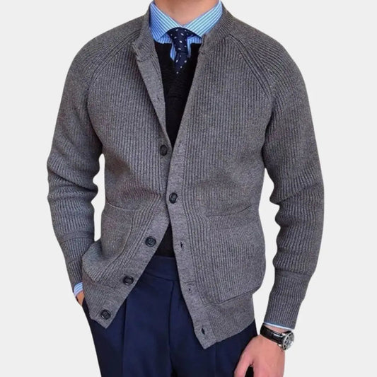 Strickjacke Essential