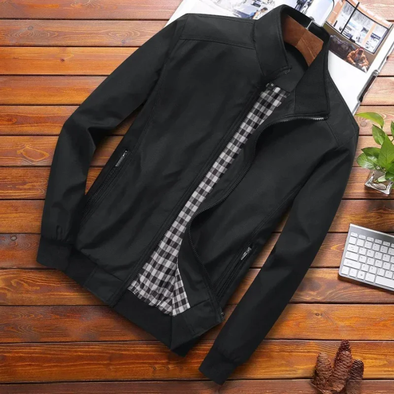 Moderne Softshell Jacke Herren mit Winddichtem Material | Leichte, Atmungsaktive Jacke für Vielseitige Anlässe 2