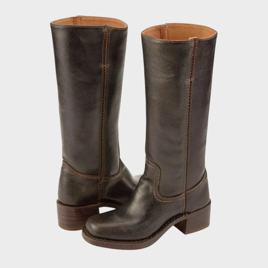Rhonda | Hochformat Stiefel