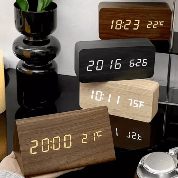 LED Nachttischlampe mit Holz & Uhr – Touch & Dimmbar | Tischlampe Schlafzimmer Modern