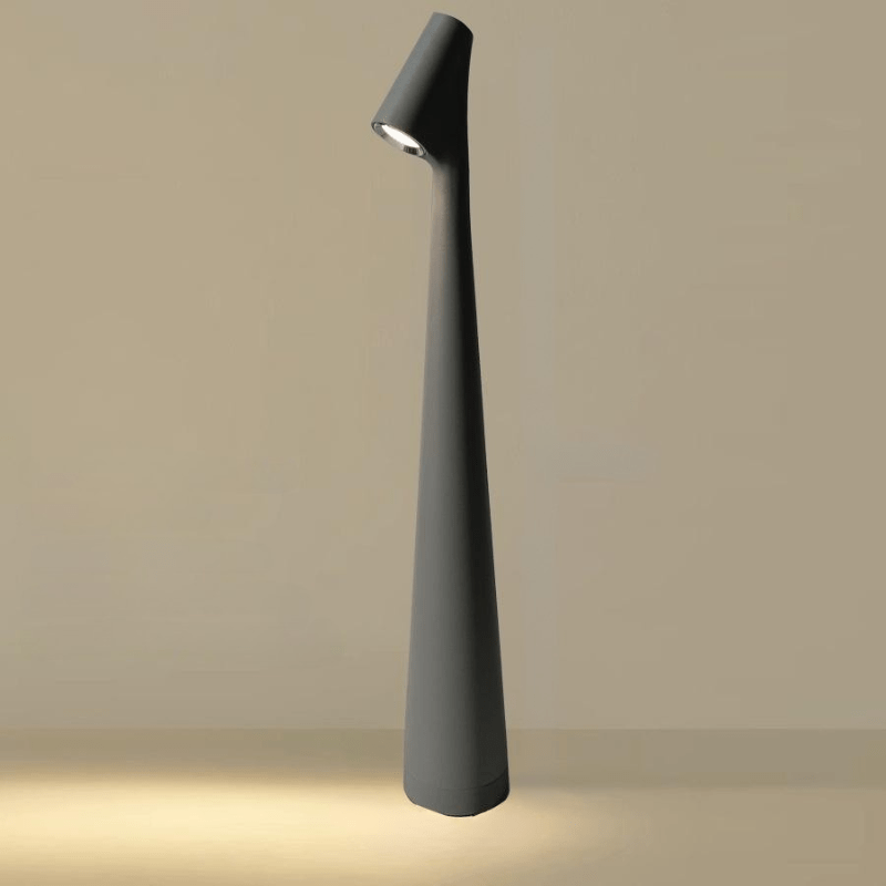 Metall Tischlampe - Wiederaufladbar & stilvoll für drinnen & draußen