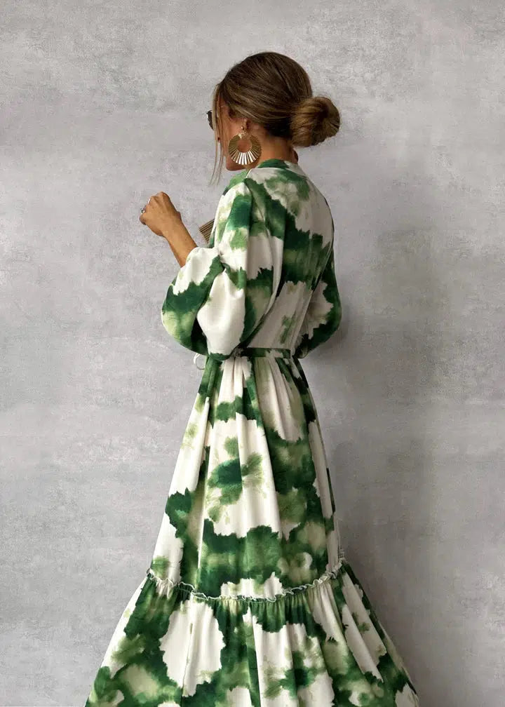 Grünes Maxi-Kleid für Damen – Eleganter V-Ausschnitt und lange Ärmel