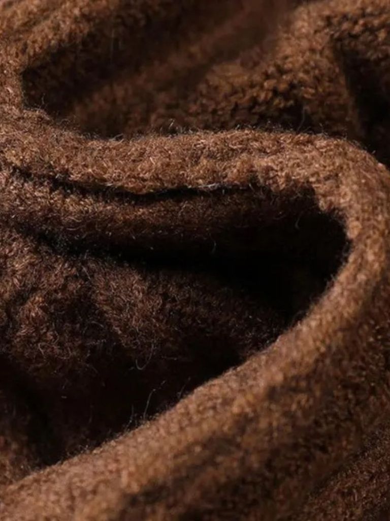 Bequemer Klassischer Cardigan - Cross & Crown