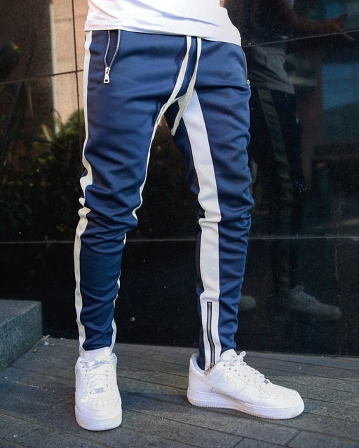 Herren Jogginghose Regular Fit Sportlich mit Kontraststreifen