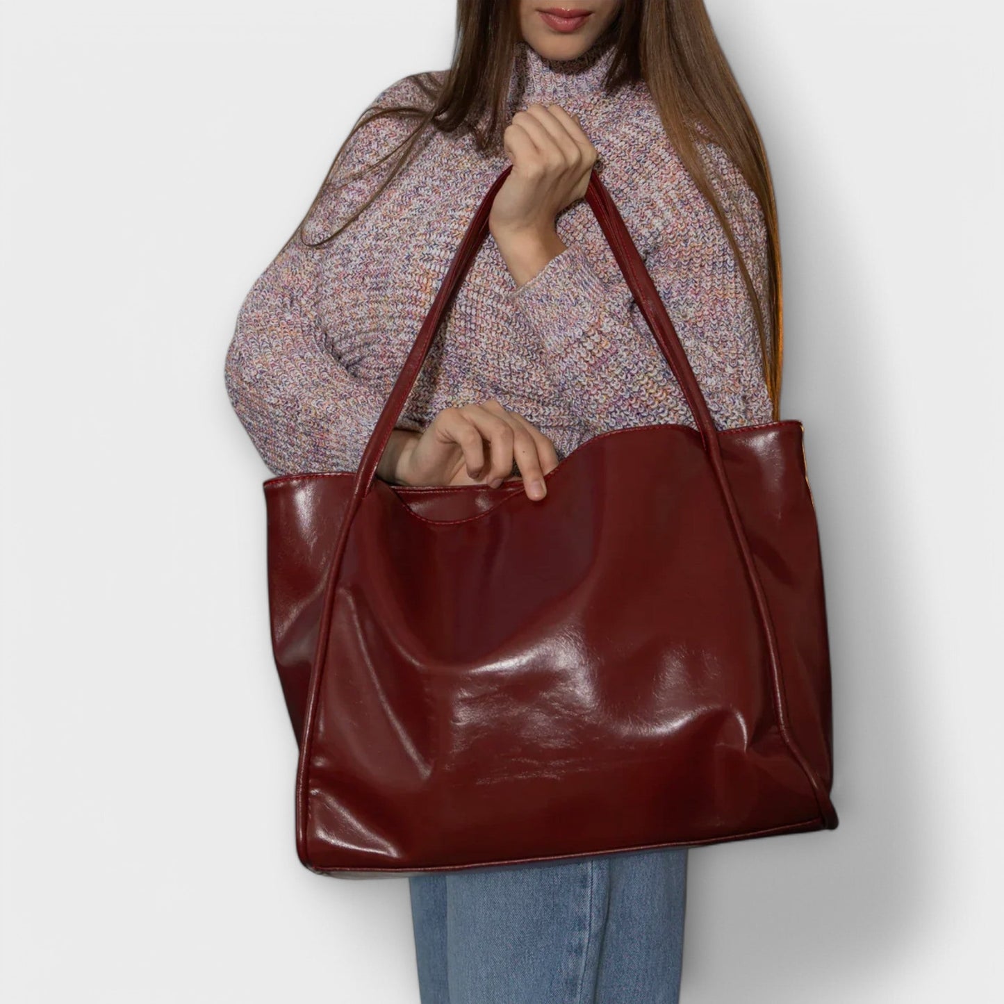 Elegante Handtasche für Damen mit geräumigem Innenraum