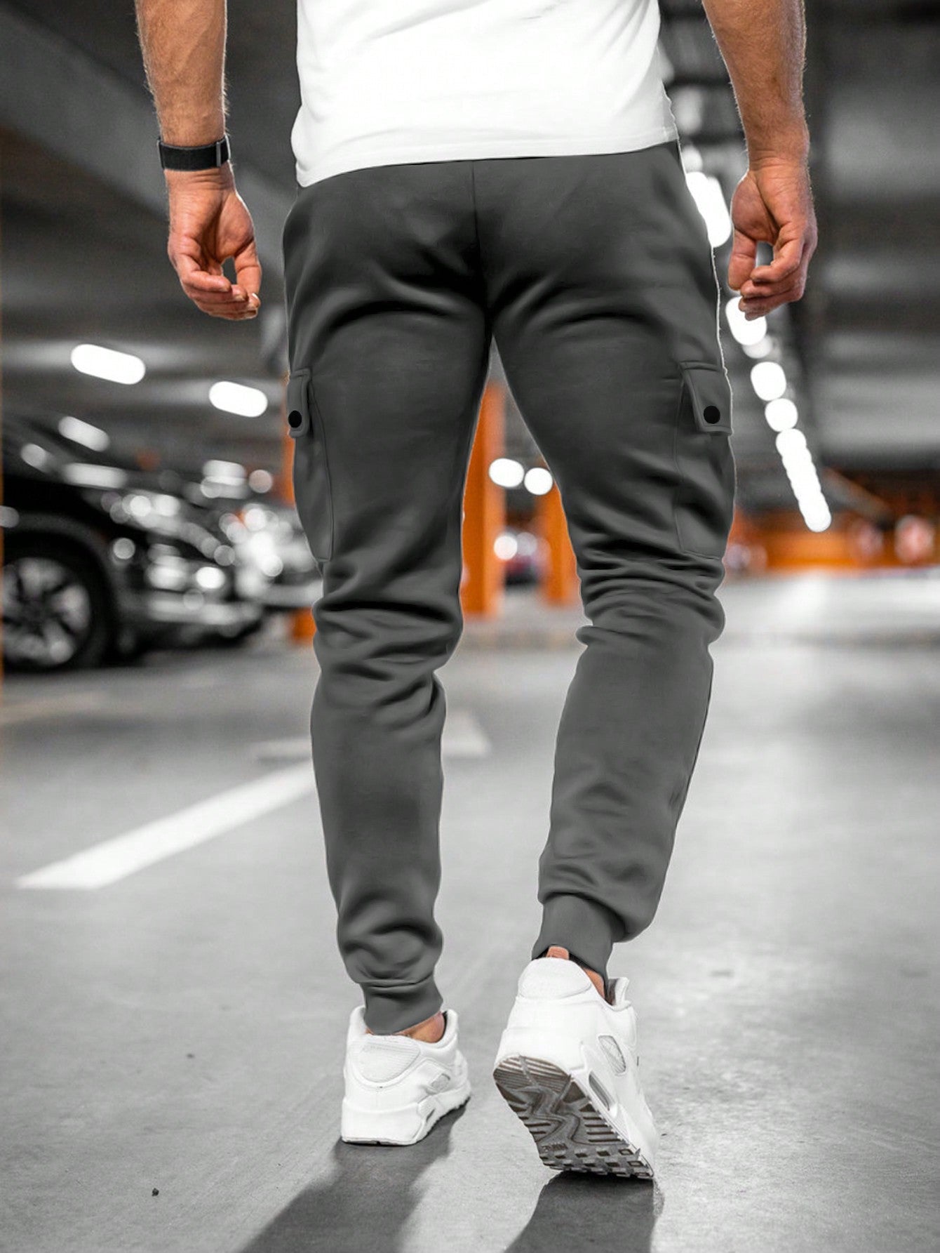 Tom | Herren Jogginghose mit drehbarem Umschlagfach