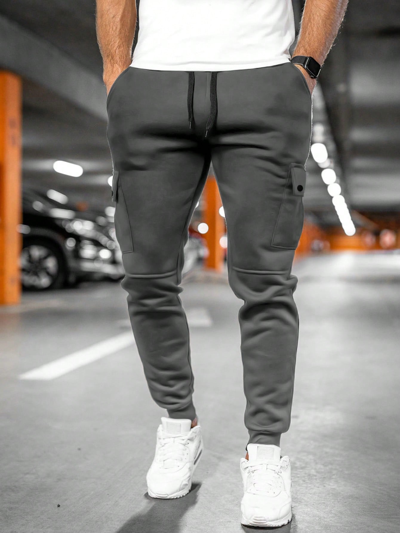Tom | Herren Jogginghose mit drehbarem Umschlagfach