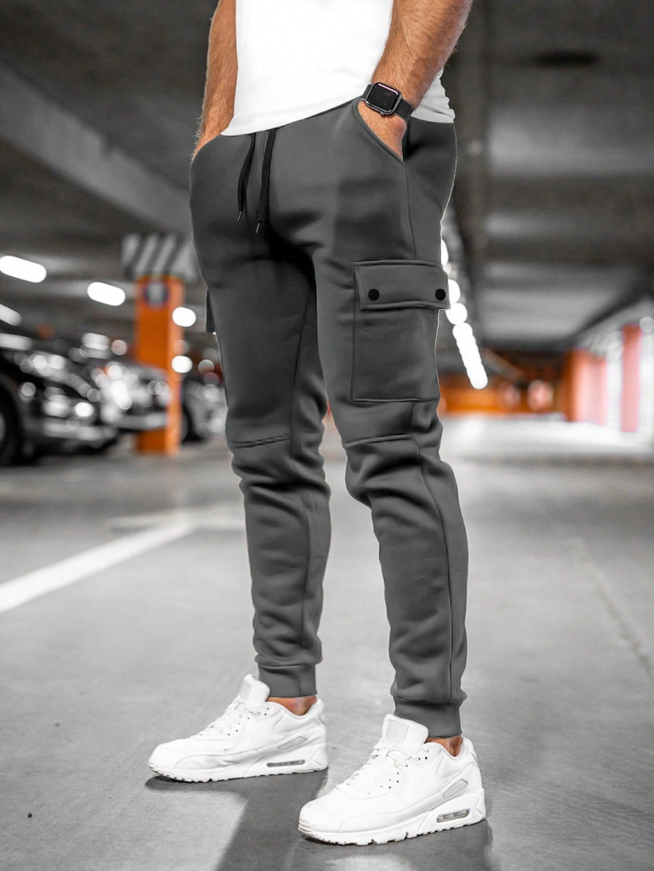 Tom | Herren Jogginghose mit drehbarem Umschlagfach