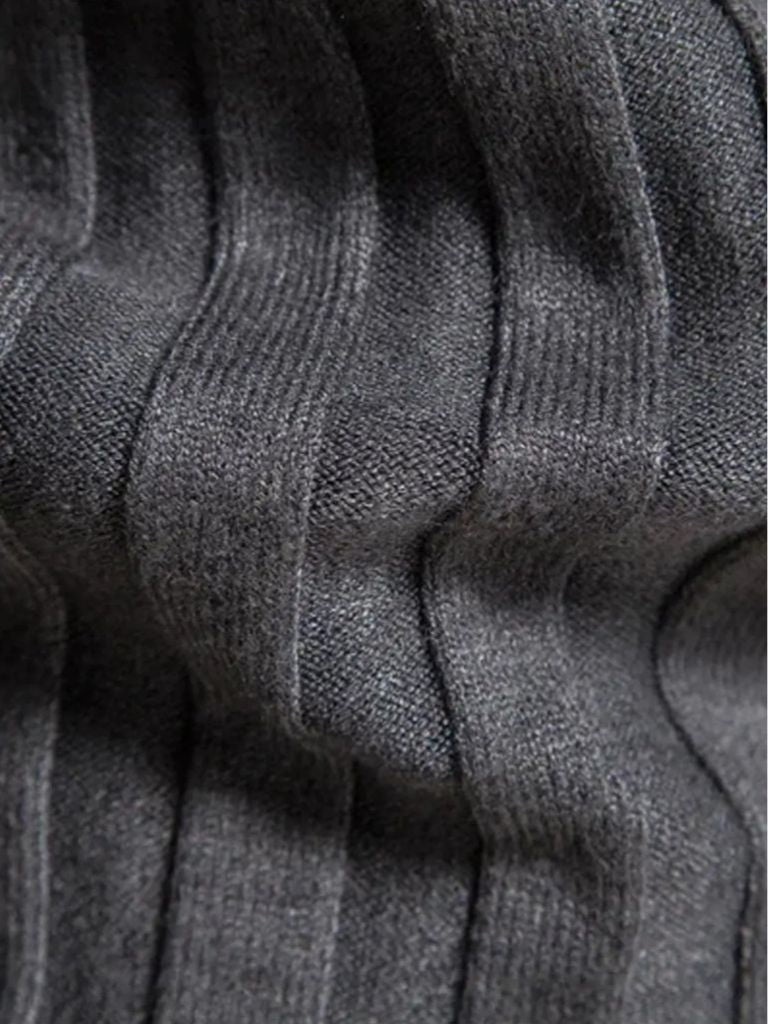 Rollkragen Strickpullover von Cross & Crown