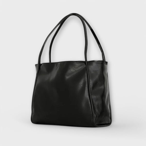 Elegante Handtasche für Damen mit geräumigem Innenraum